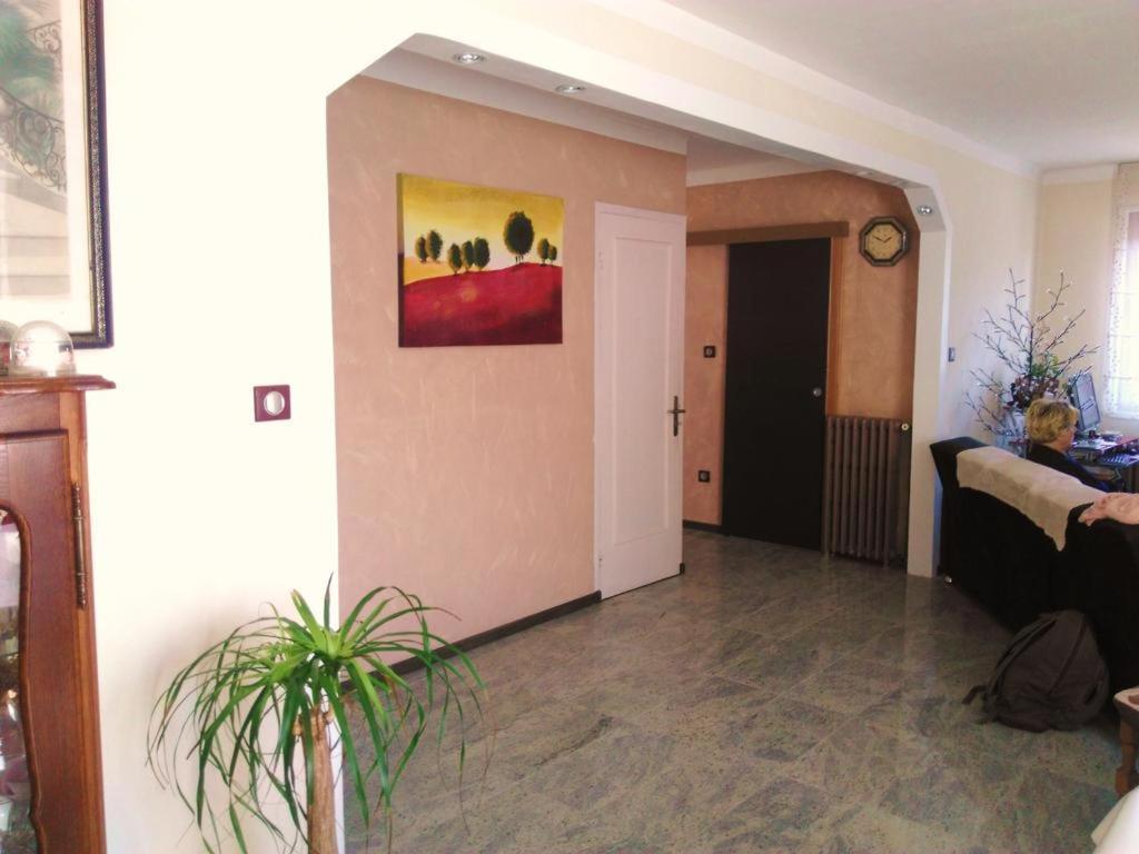 Colmar Room,Chambre Privee Chez L'Habitant,Parking Voiture Devant La Maison,Garage Moto Et Velo ภายนอก รูปภาพ