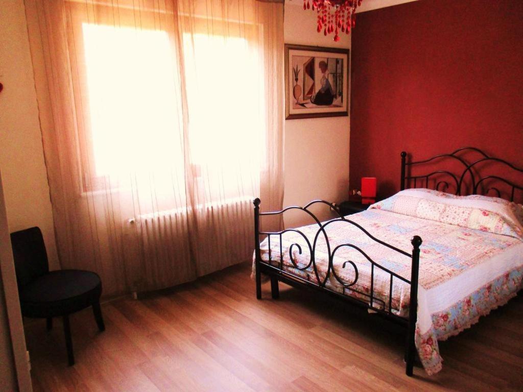 Colmar Room,Chambre Privee Chez L'Habitant,Parking Voiture Devant La Maison,Garage Moto Et Velo ภายนอก รูปภาพ